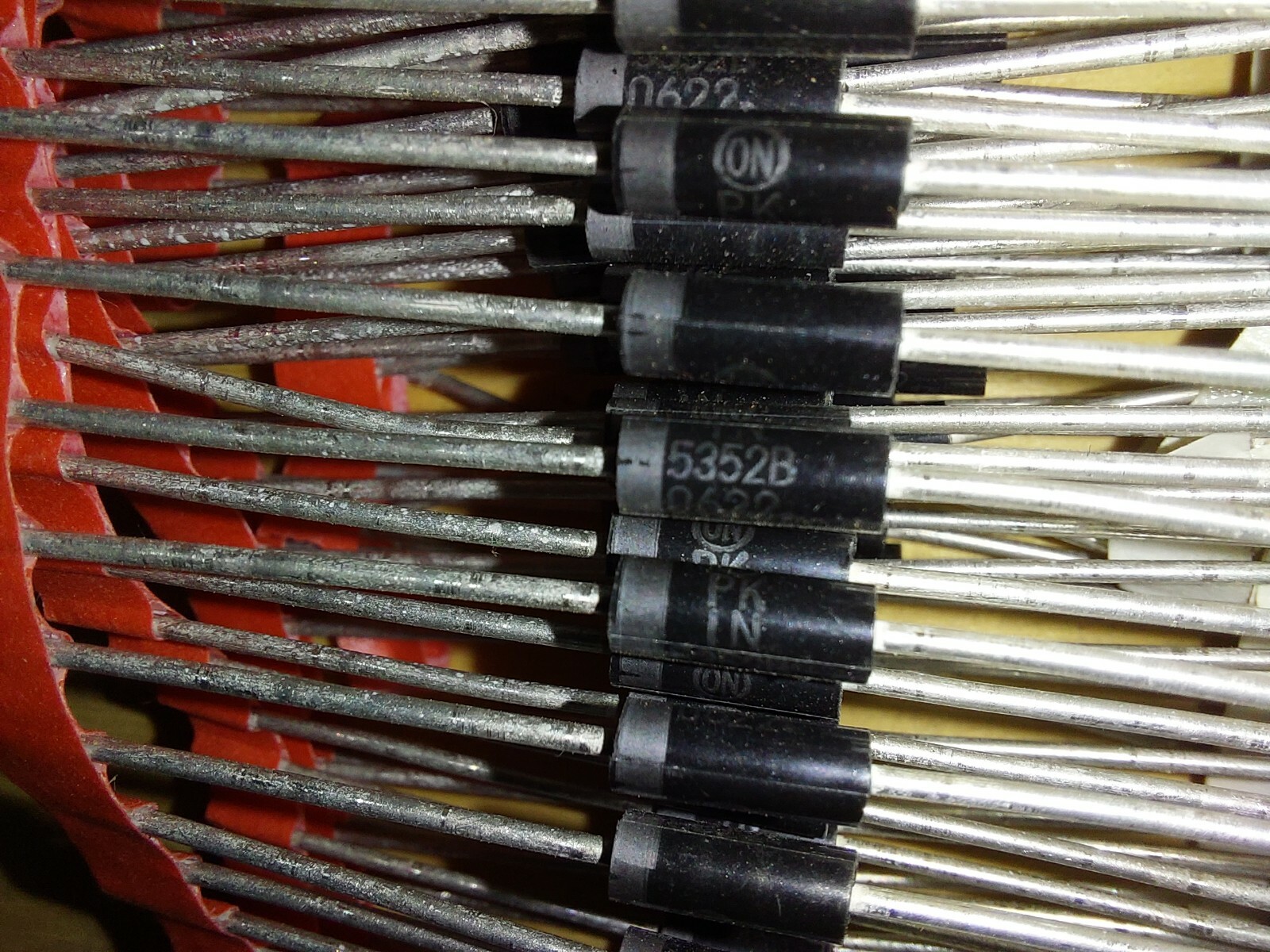 1N5352B Zener Diodes, 15 volts, 5 Watt ,NOS, Lot of 100 pieces