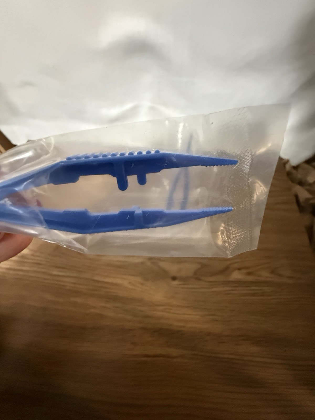 Plastic Tweezers, 2 Pairs