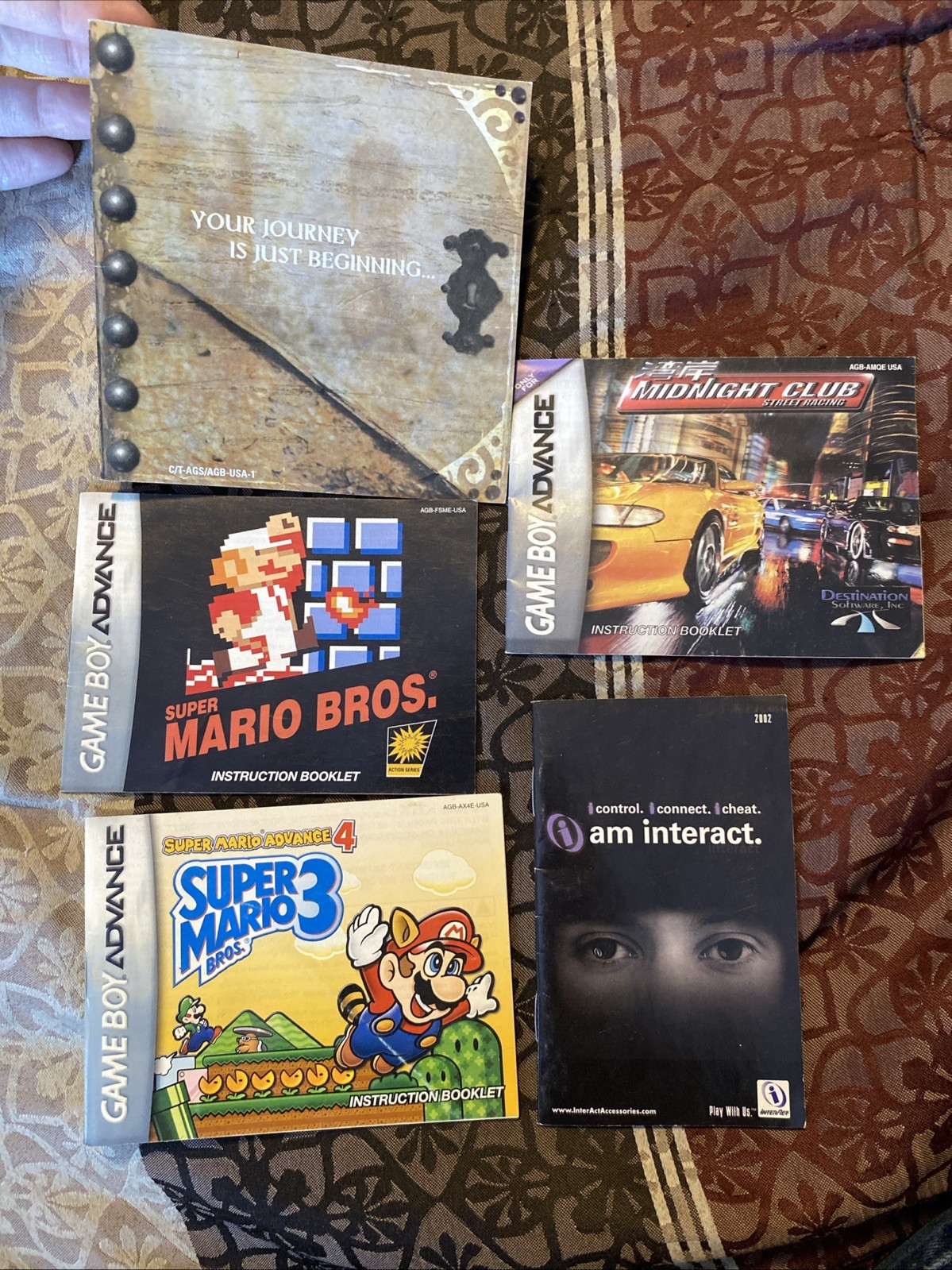 Lot of 5 Gameboy Advace Manuals and Others. All Original.