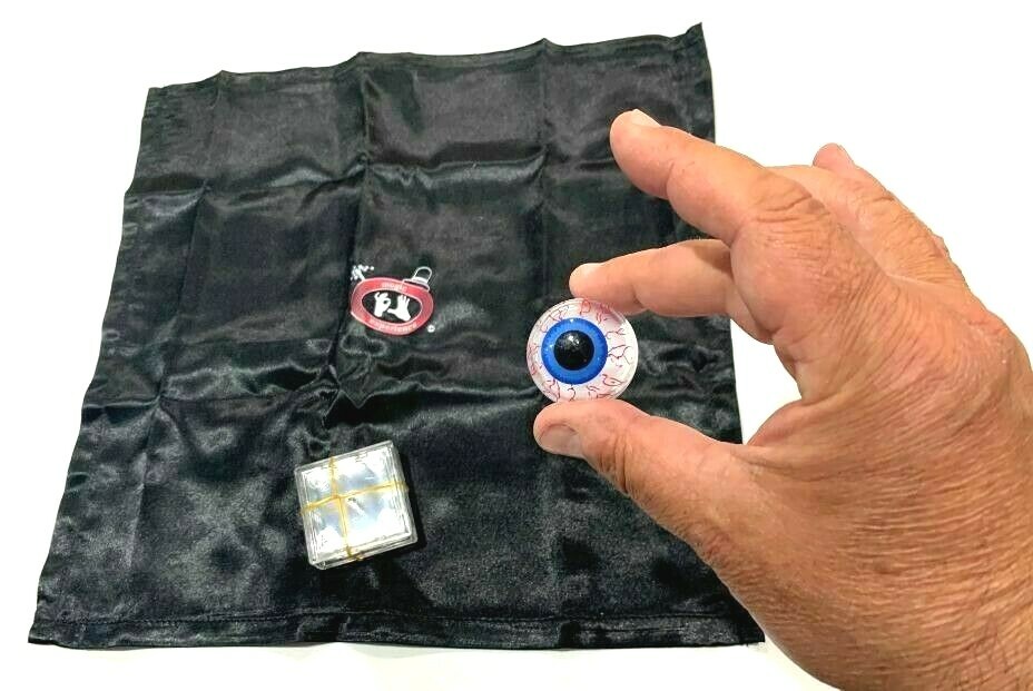 JUMPING EYEBALL Magic Trick Penetration Clear Box Ball Black Silk Cloth Pocket