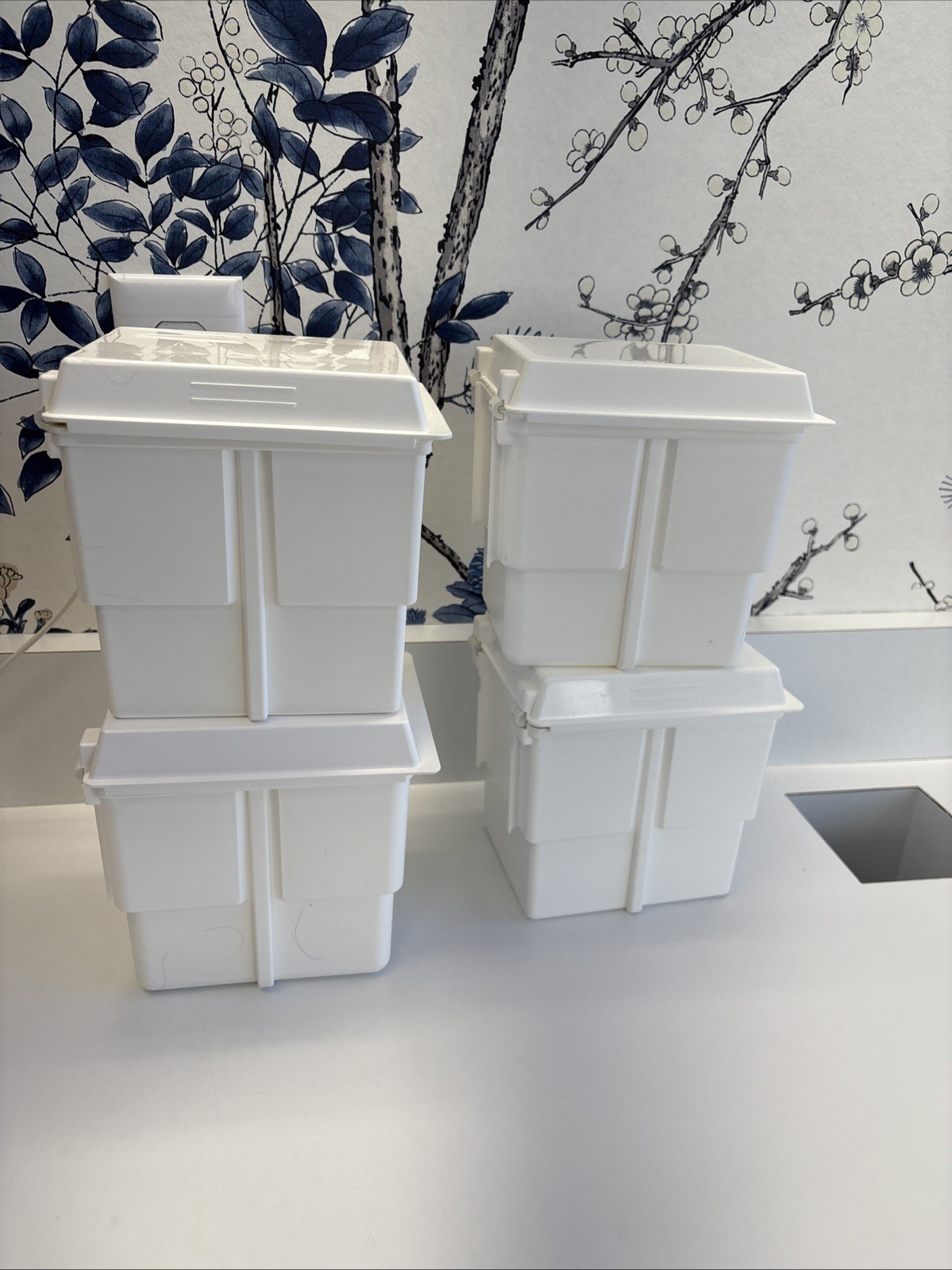 Zirc Dental E-Z Storage Tubs Qty FOUR White Lid