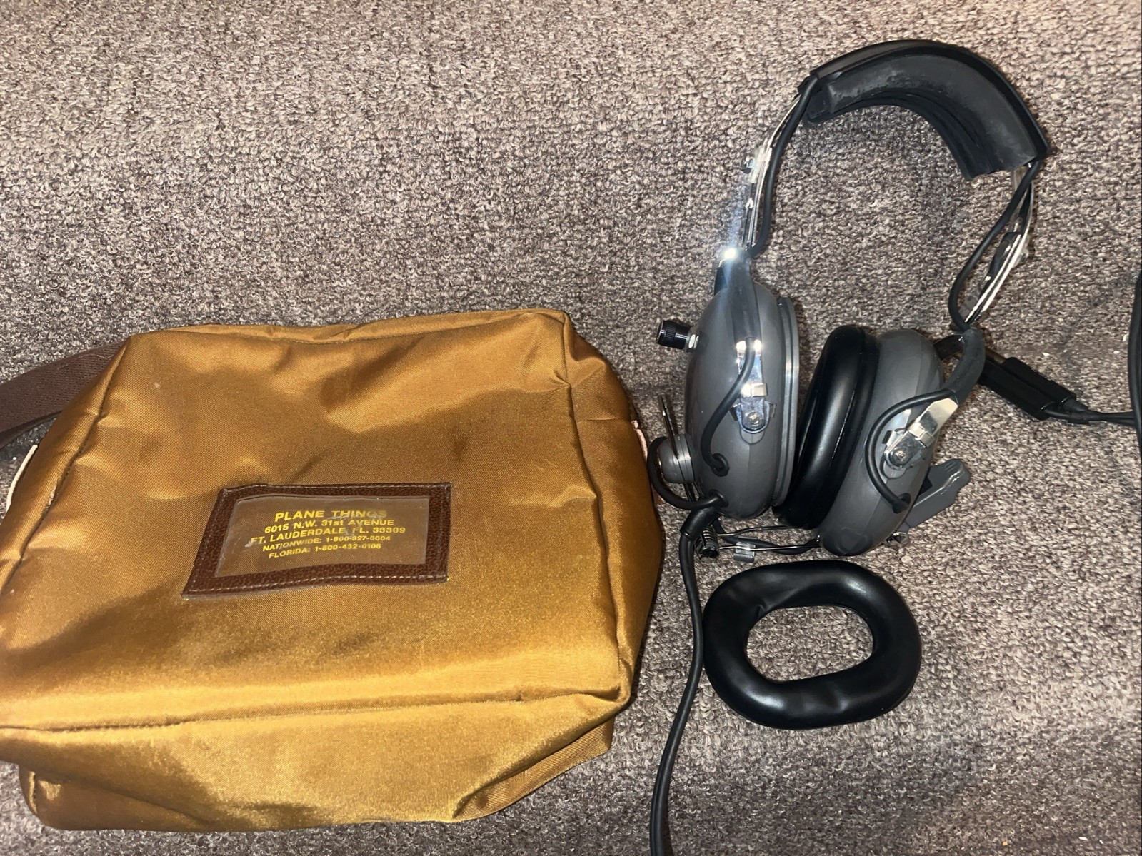 Pilot Avionics PA10-40 Aviation Headset With Bag