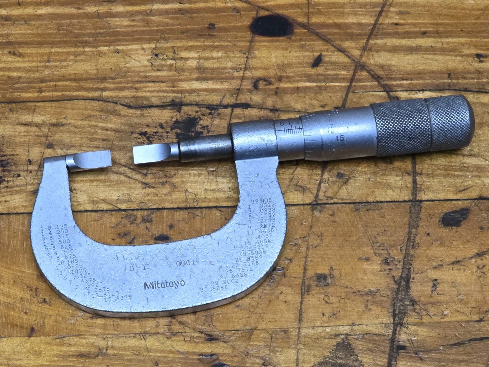 MITUTOYO 0-1" BLADE MICROMETER NO 122-125