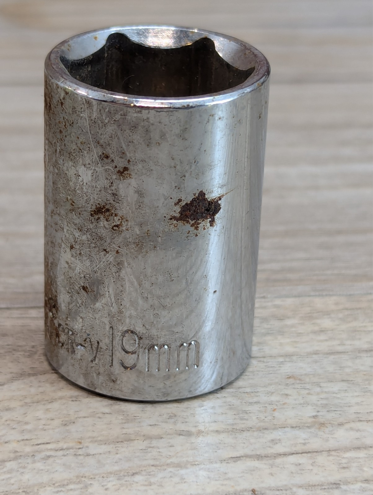 Crescent Tools CR-V 12 Point 15mm Socket / 6 Pt Sockets 15mm 19mm