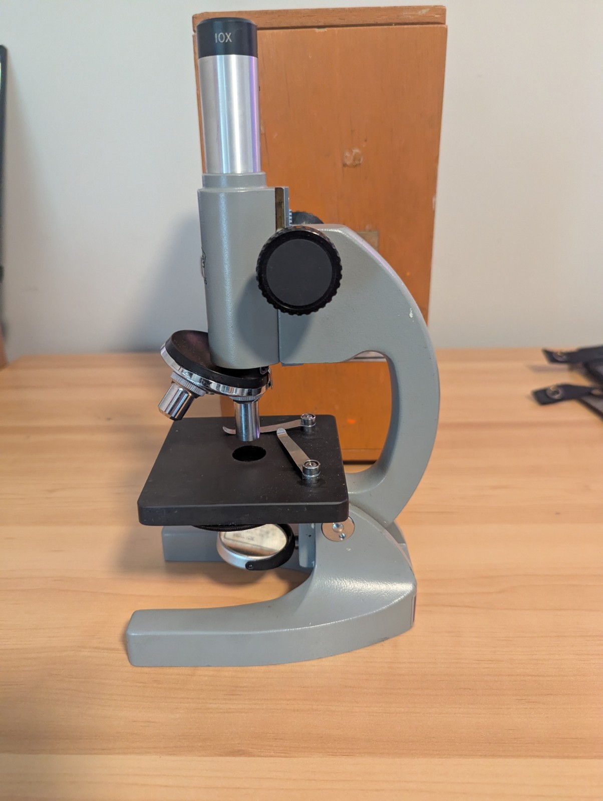Vintage Wolfe Microscope With 5x, 10x, 30x Objectives And Case
