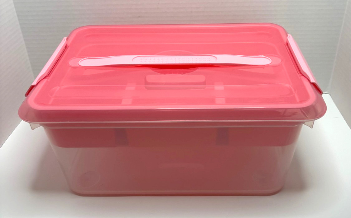 RECOLLECTIONS Latchmate Craft Storage Container w/ Removable Tray--NEW
