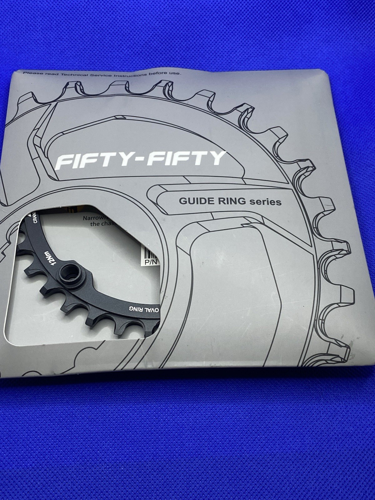 FIFTY-FIFTY Round 104PCD  32T Offset  Black Guide Ring Open Box