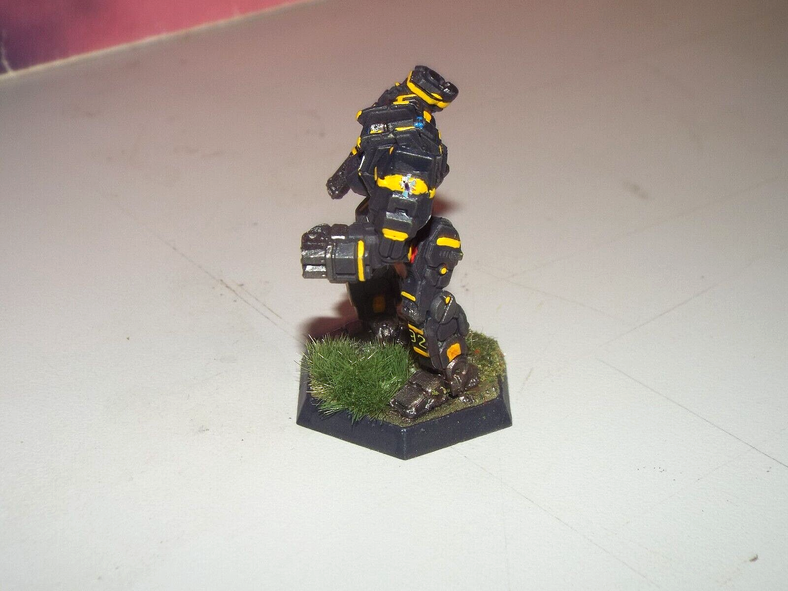 BATTLETECH MONGREL A MECH [CLAN SMOKE JAGUAR] (CATALYST, PAINTED)