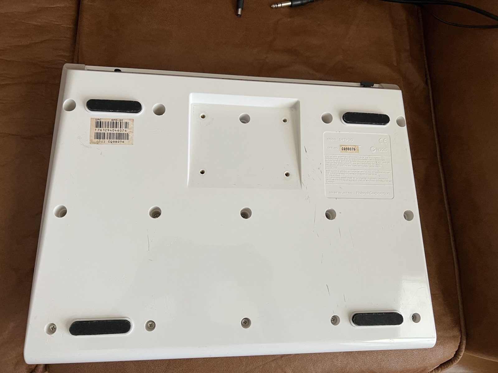 Roland SPD-20 Drum Pad, Built-in Effects, Programmable, 8 Pads, Power Adapter