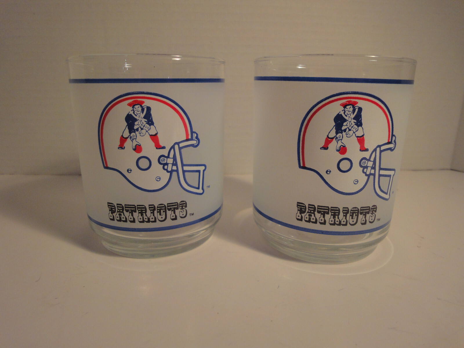 Two Vtg. New England Patriots Mobil Oil NFL Frosted Glasses 80's Logo-N.O.S.