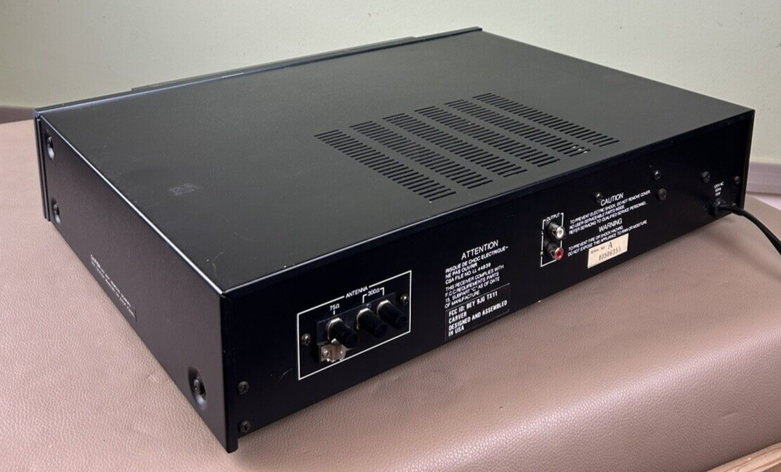 CARVER TX-11 STEREO TUNER