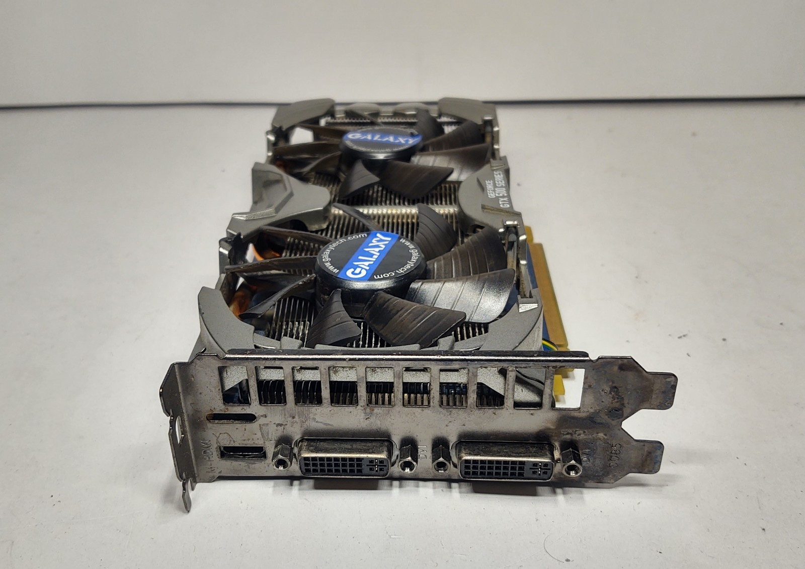 GALAXY GTX 500 SERIES GRAPHIC CARD
