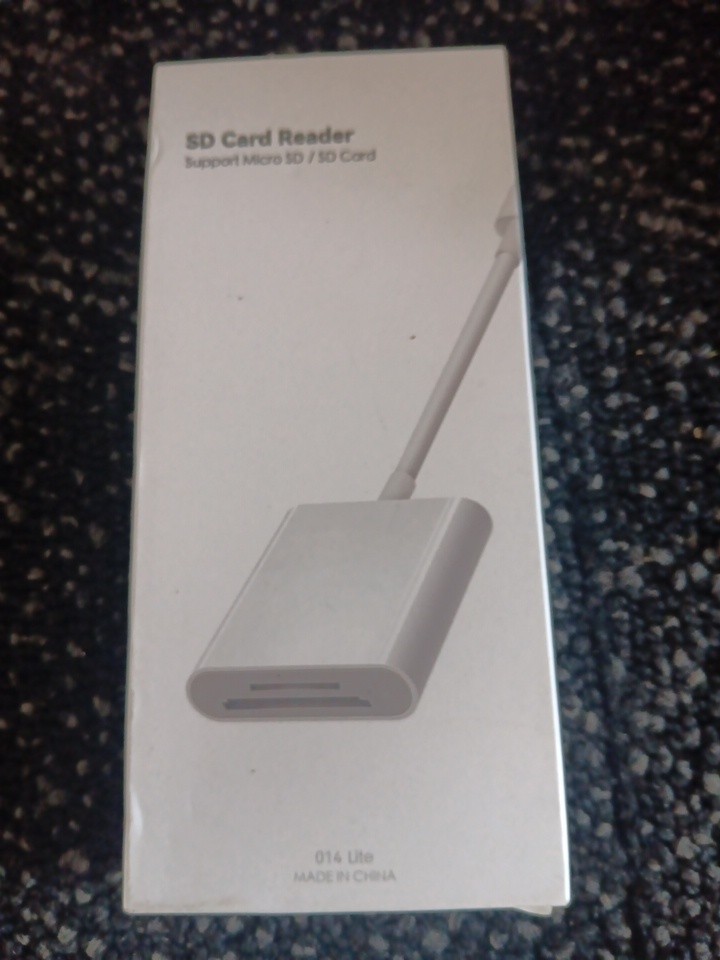 SD Card Reader for iPhone iPad, &USB-C Dual Connector, Support SD/MicroSD Cards