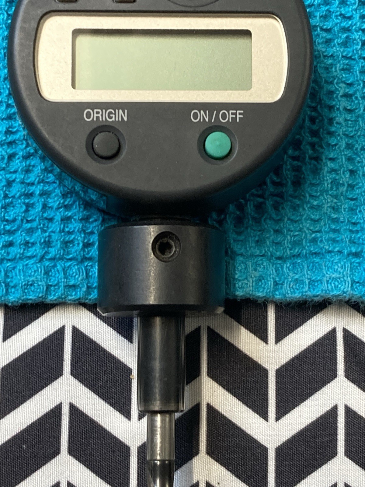 MITUTOYO 543-683B, Model ID-S1012EB Digital indicator Absolute With Case