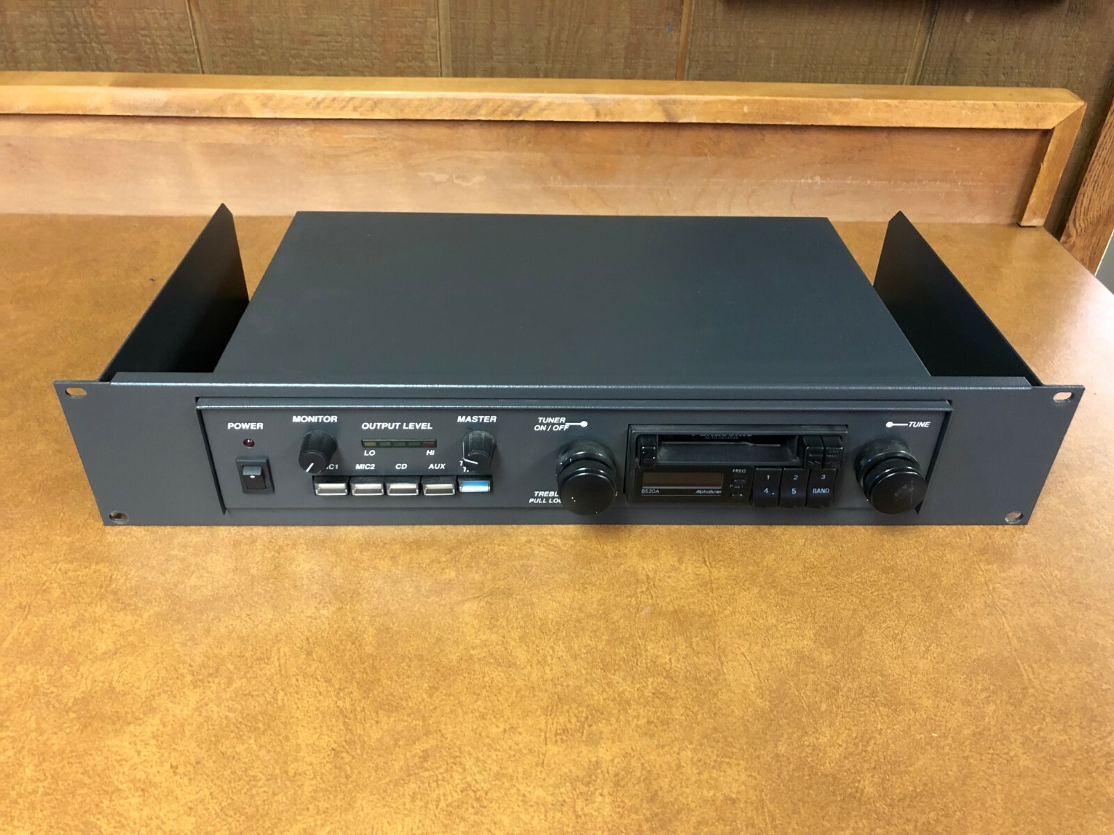 Dukane RTC350P PREAMP AM/FM Tuner / Cassette