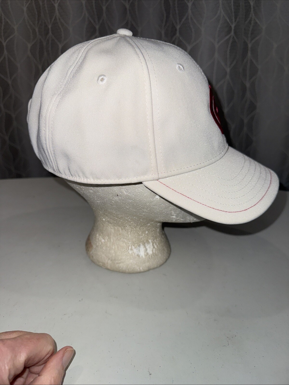 Cleveland Golf Red CG on White Hat Cap Hook Loop Polyester w Tag EUC