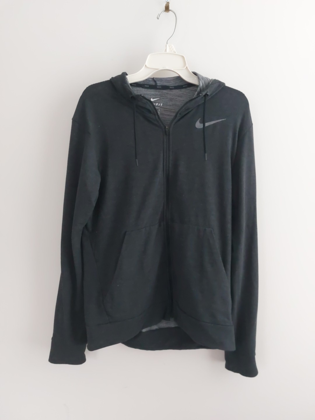 Nike Activewear Sweatshirt Lt wt Stretch Dri-Fit Athletic Mens Size M Full Zip