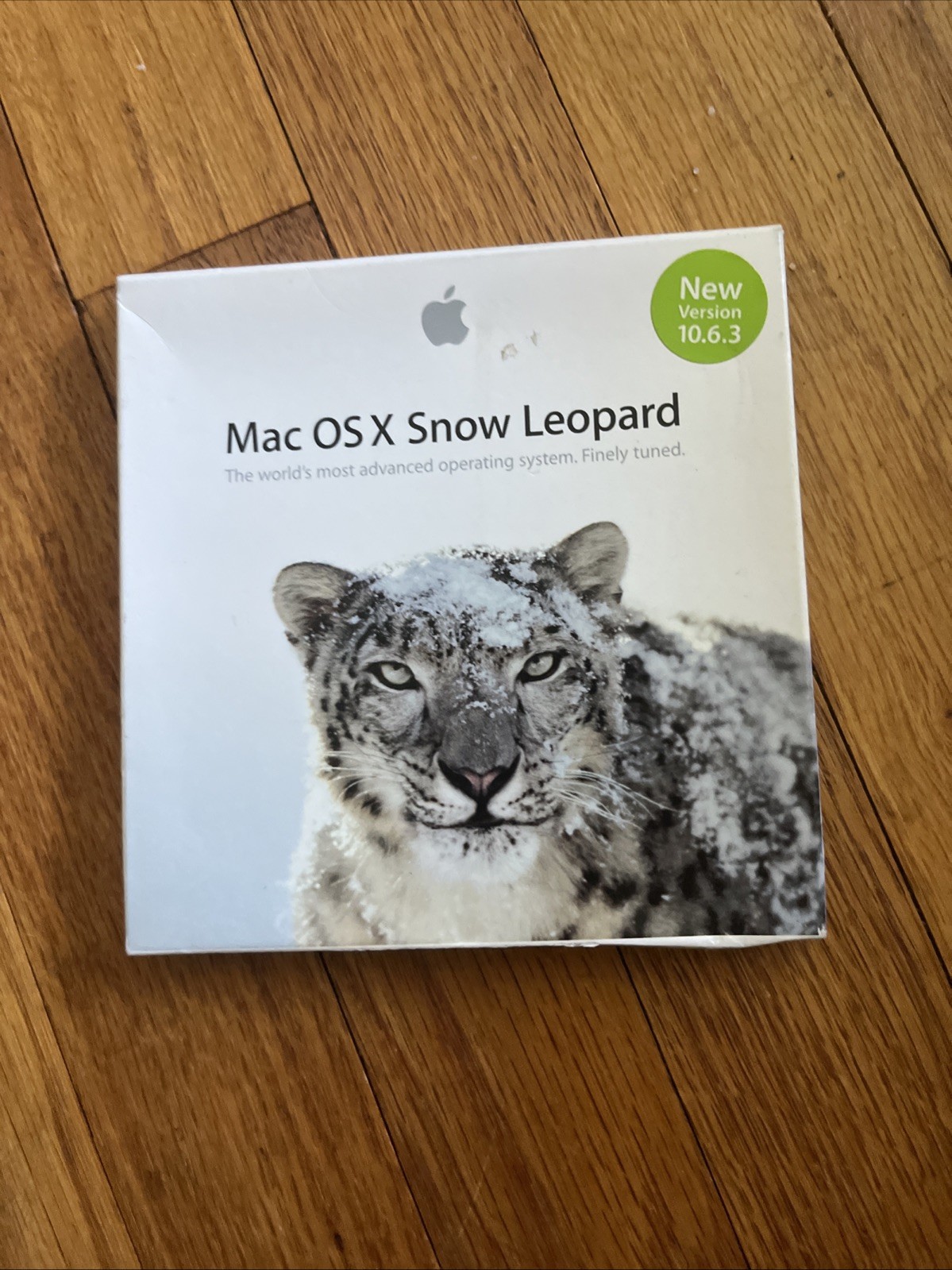 Apple Mac OS X Snow Leopard 10.6.3 Family Pack Install DVD Complete Box Set