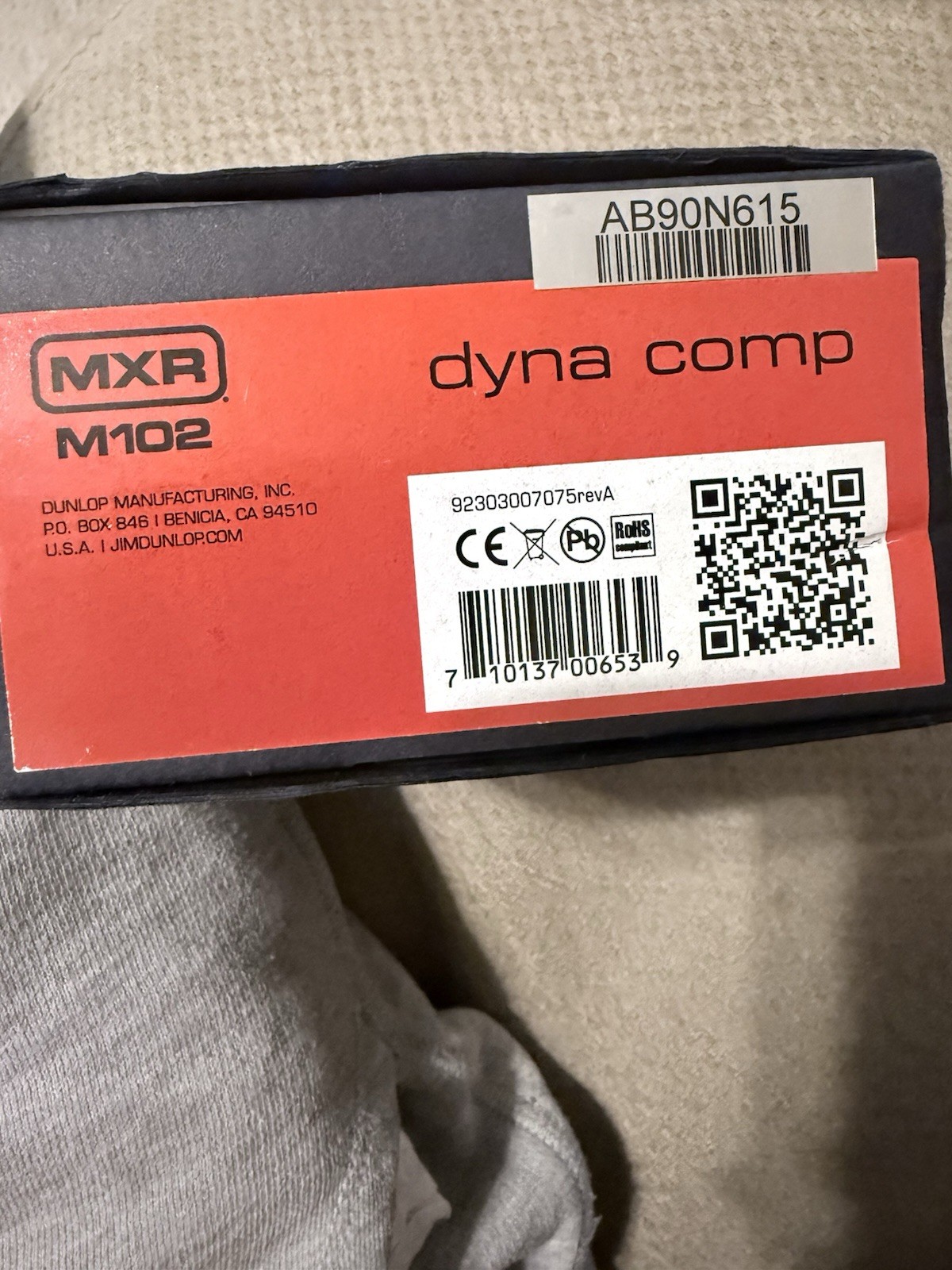 Dunlop MXR Dyna Comp M102 Compressor Guitar Effect Pedal