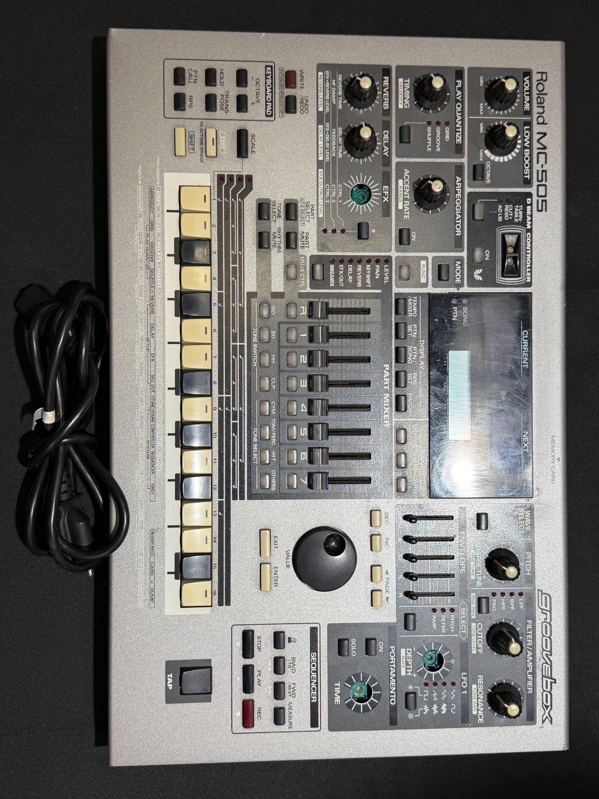 Roland MC-505 Groovebox Synthesizer Tested Works!!!*