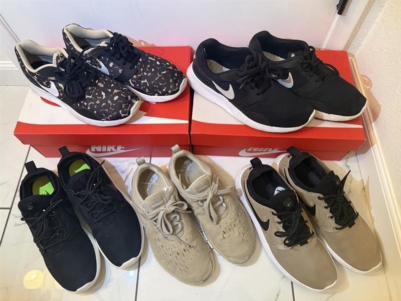 Nike Women Running Shoes Various Models Sz 8.5 Discount available, Gently used