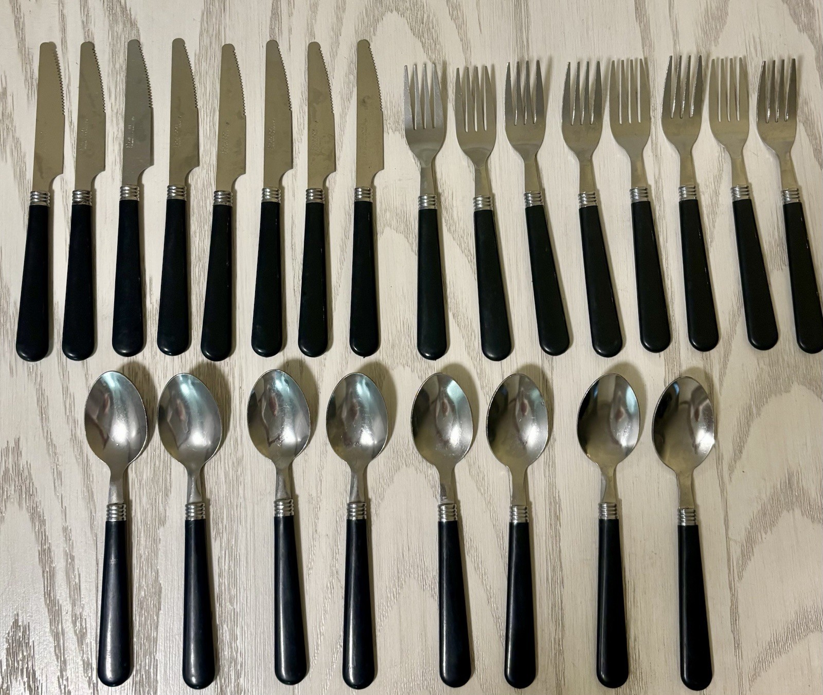 GIBSON Stainless Steel Plastic Handle Flatware BLACK 24 Pieces~8 Place Setting
