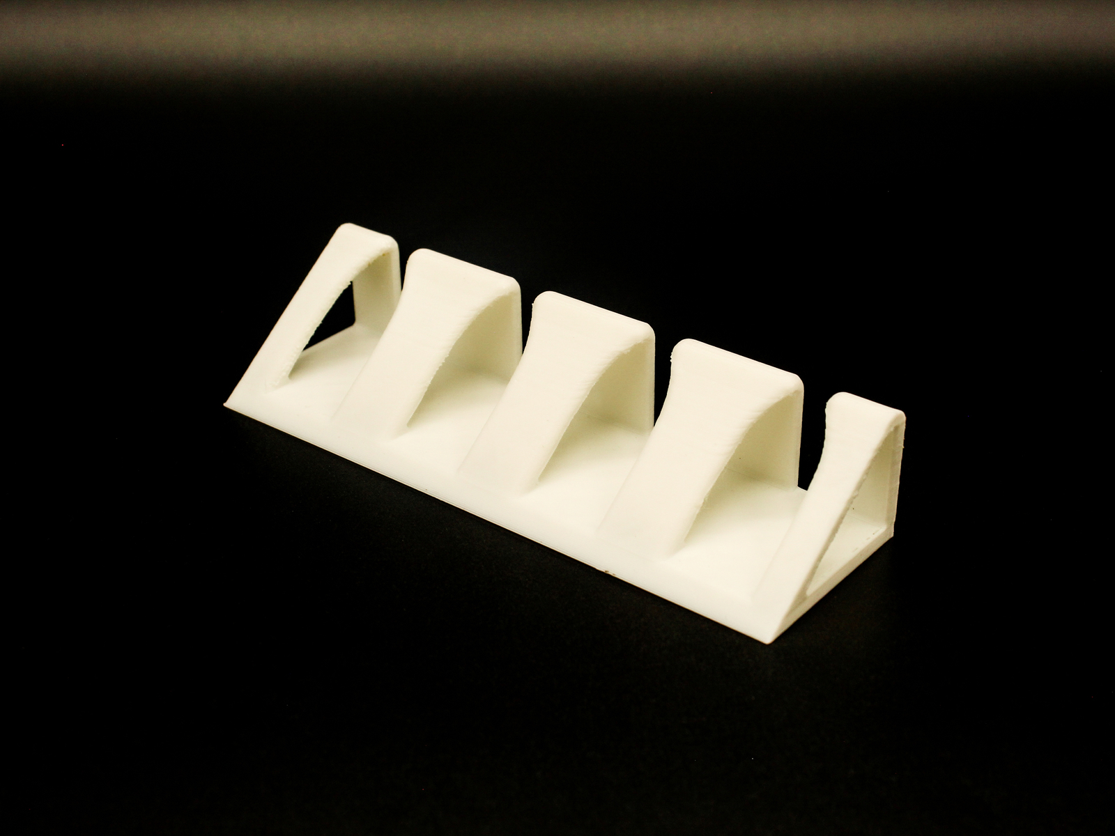 Toothbrush4Hanger – Space-Saving Bathroom Organizer for Toothbrushes