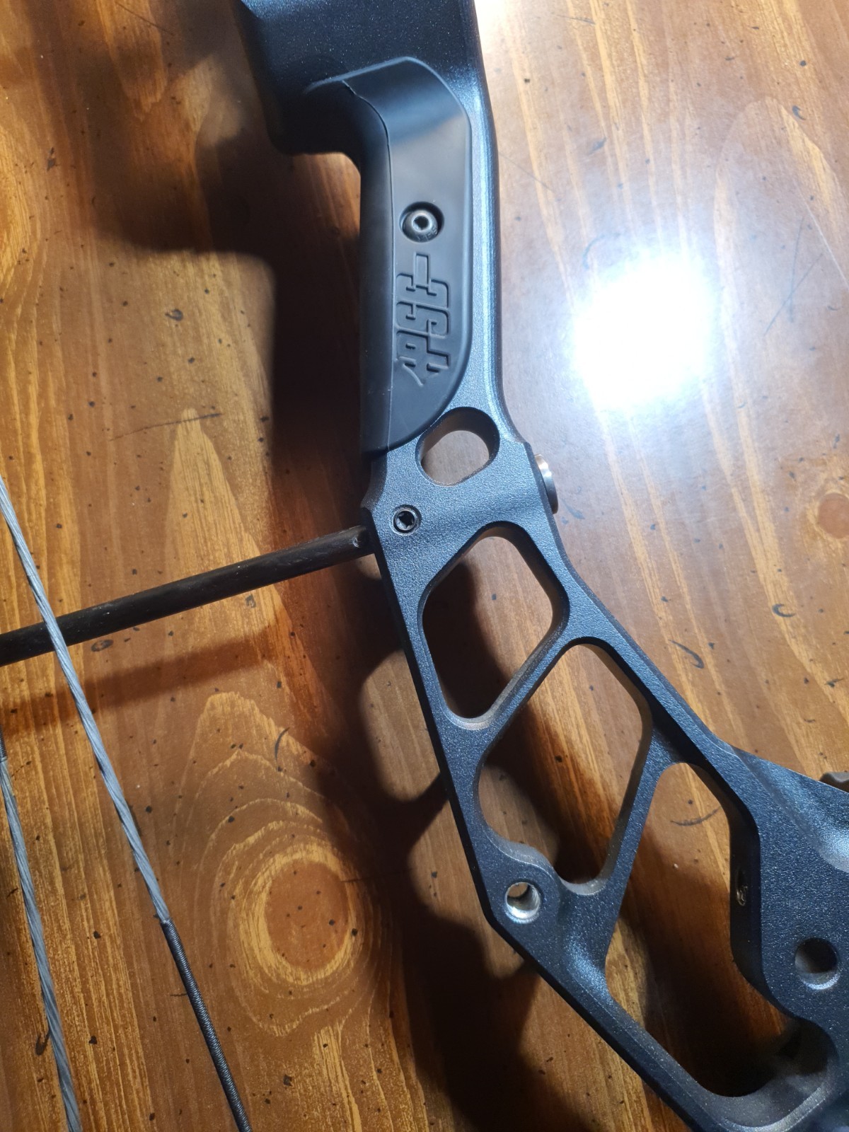 PSE ARCHERY ALTERA 65lbs