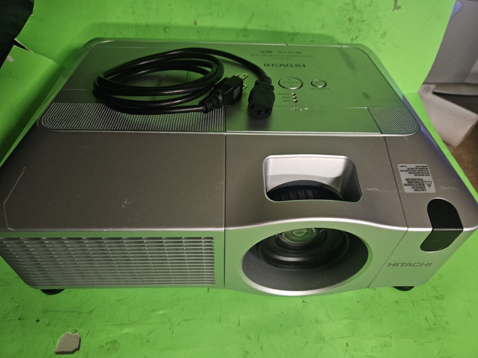 Hitachi Multimedia Projector CP-X615 4K Lumens HDMI  184 HOURS