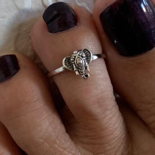 Solid Metal Women's Elephant Head Adjustable Toe Ring White Gold Plated Silver