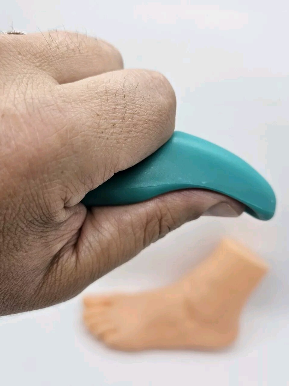 Deep Tissue Massage Tool Thumb Saver Massager Targets Trigger Points M-10