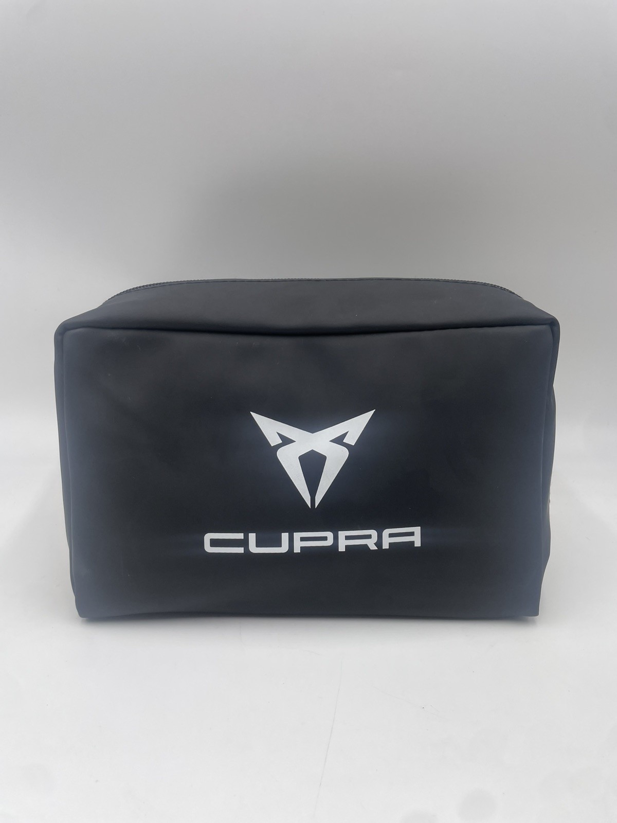 NEW GENUINE CUPRA SAFETY PACK FIRST AID KIT, TRIANGLE & HI-VIZ.VEST