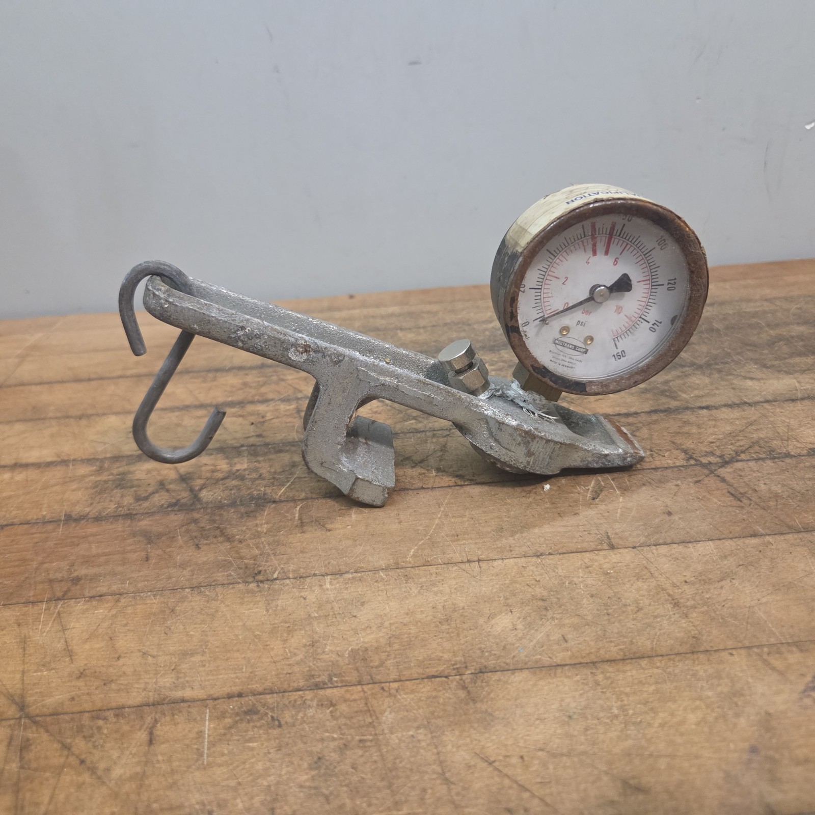Meg Trans Corp Air Brake Pressure Test Gauge