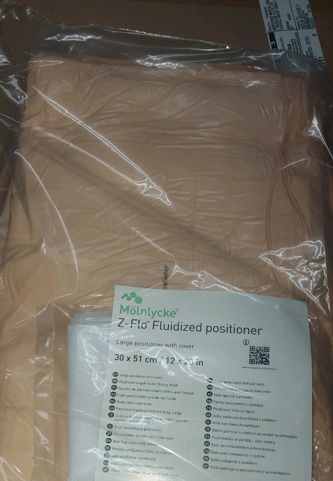 Molnlycke  Z Flo Fluidized Positioner Small 12 x 20 New Sealed 1401007 (case 6)