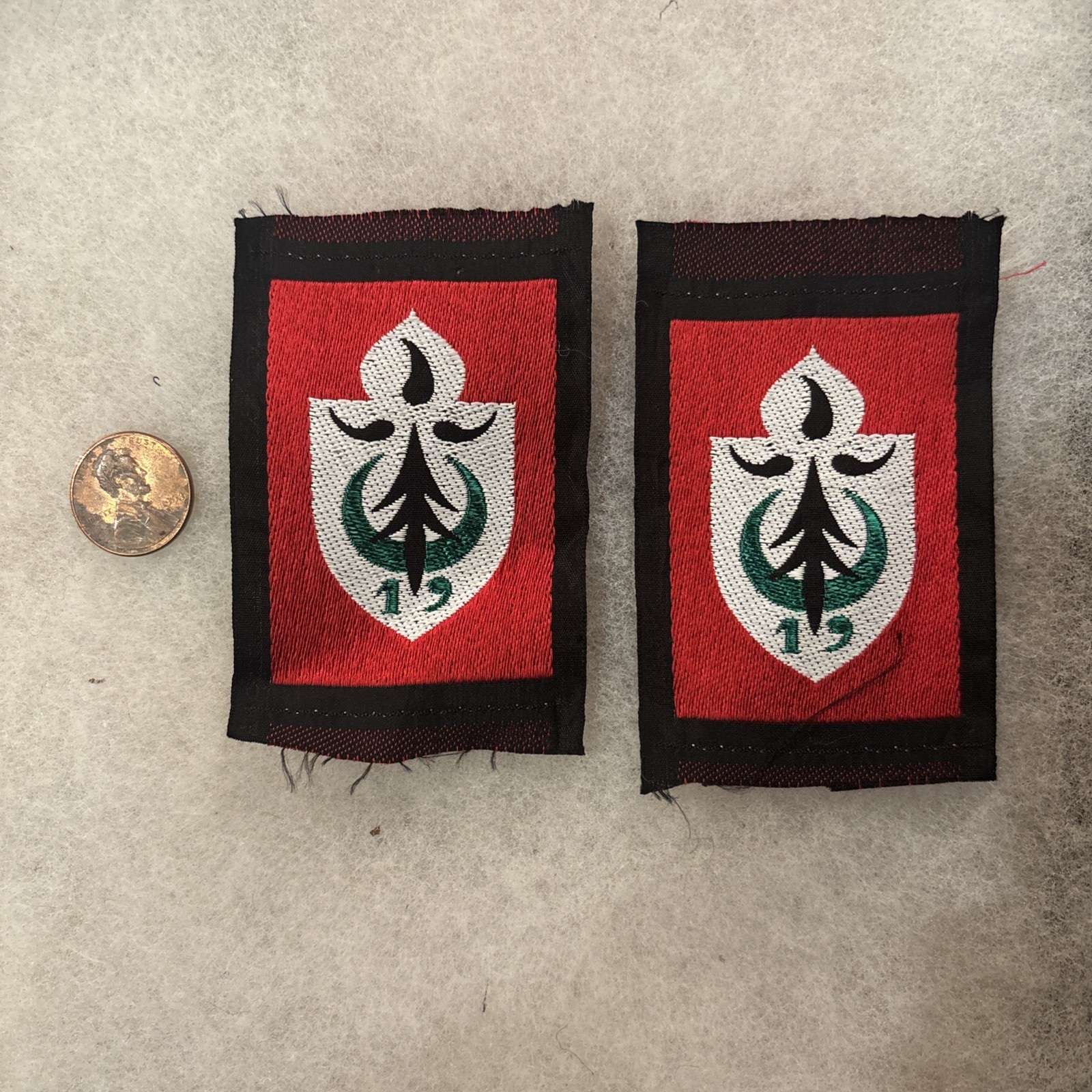 Pair Of FRENCH 19th Infantry MILITARY SHOULDER ARM PATCHES *