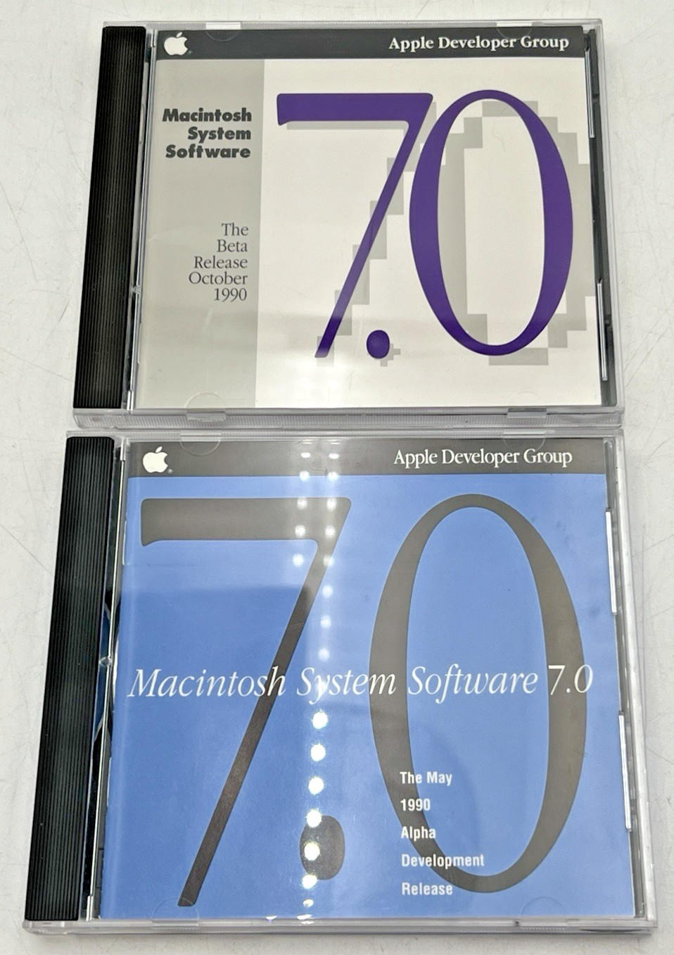 1990 MAY & OCTOBER APPLE DEVELOPER GROUP 7.0 MACINTOSH SOFTWARE BETA RELEASE