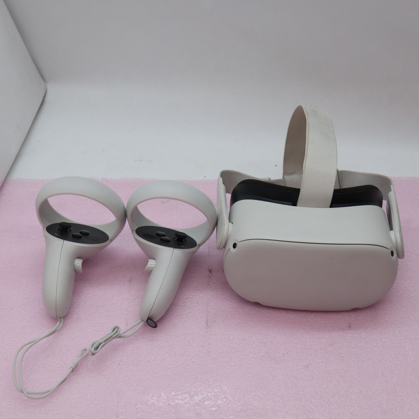 Meta Quest 2 256GB VR Headset w/Controllers/Strap Unit/Controllers Only T5
