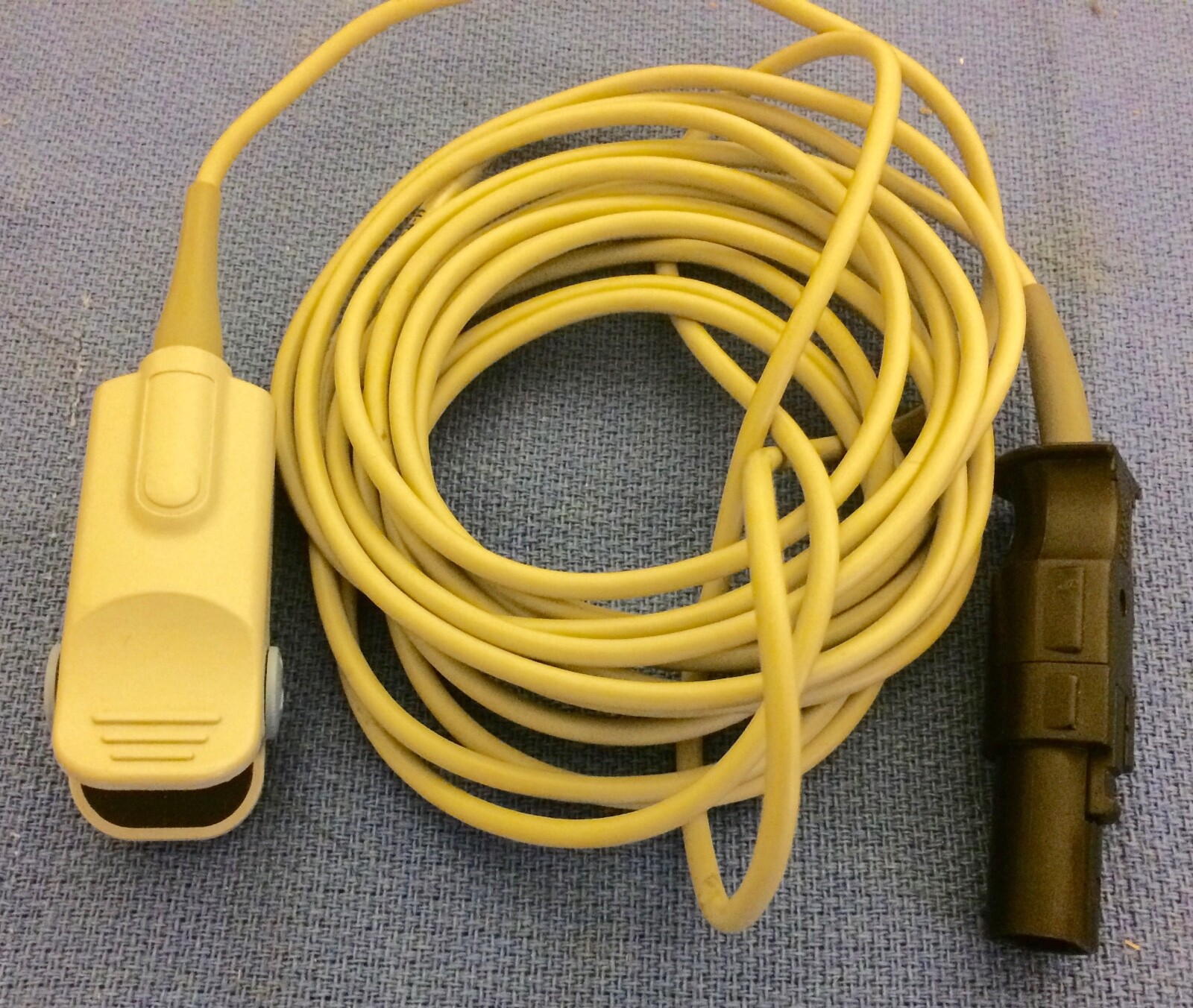 GE OXY-F4-H reusable Spo2 finger sensor cable.  Used, Good condition.