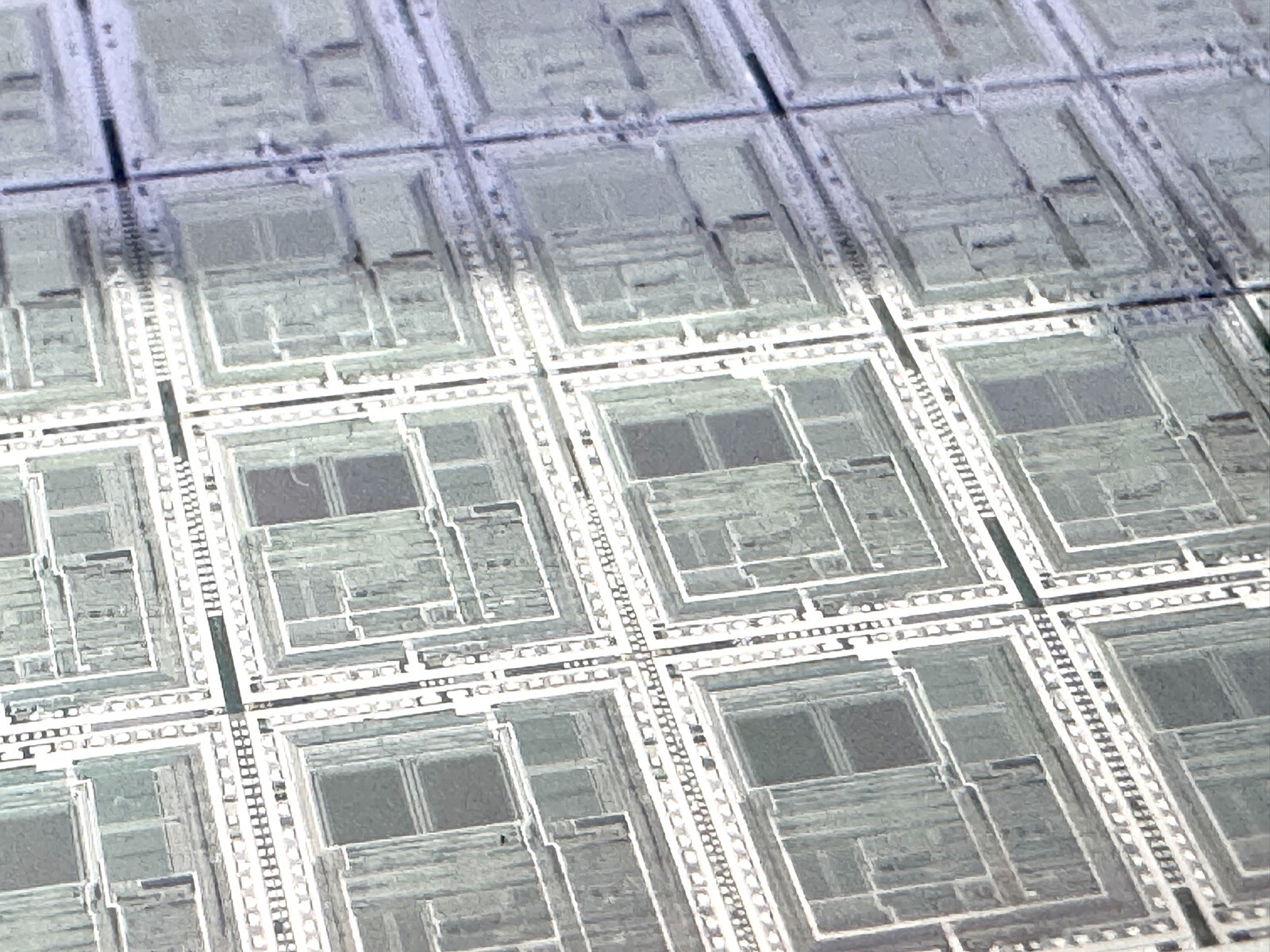 Dallas Semiconductor Microprocessor CPU Intel 8051 MCS-51 6”/150mm Wafer 87C520