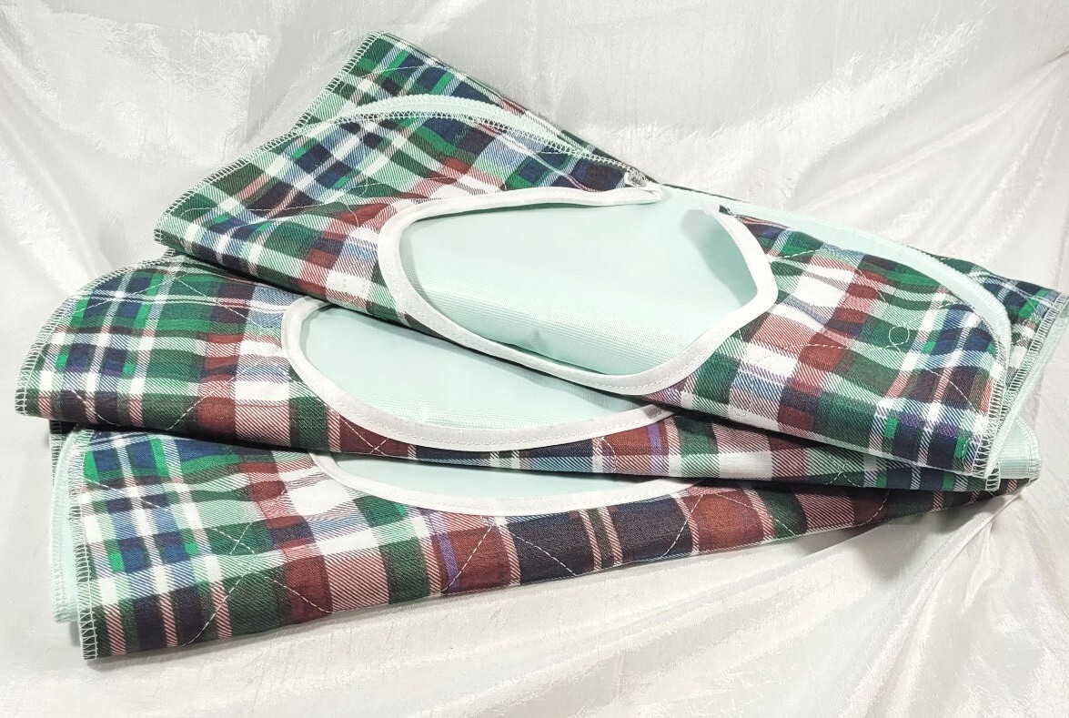 LOT: 3 Beck's Classic Waterproof Snap Closure Green Plaid Adult Bibs 18"x34"