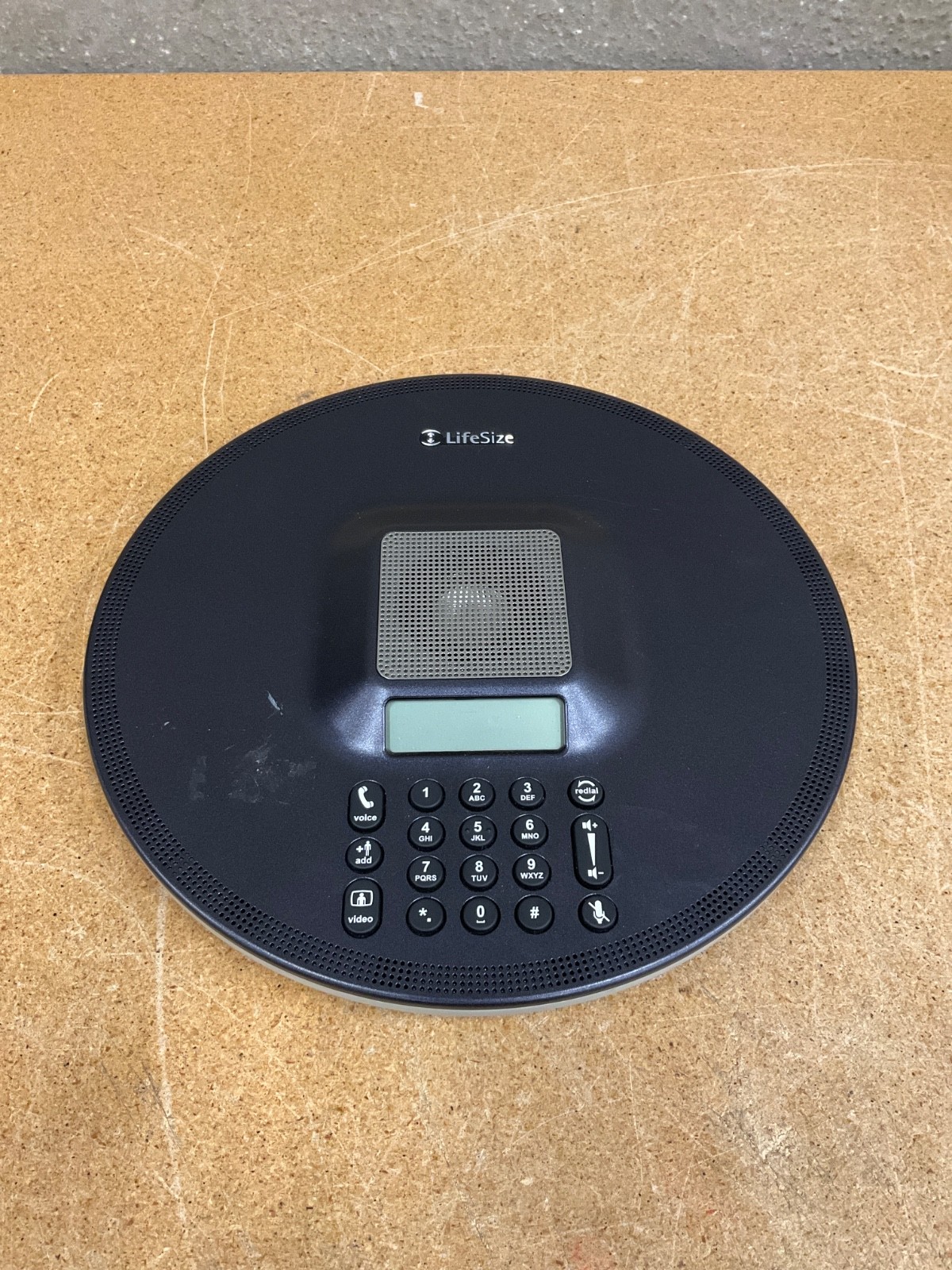 LifeSize  440-00002-904 Rev 2  Phone HD Audio IP VOIP Conferencing Unit