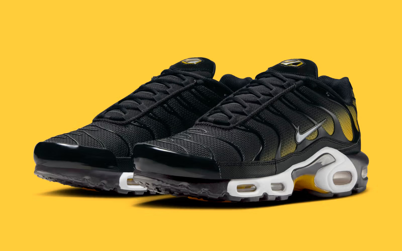Nike Air Max Plus Black White University Gold "Pittsburgh" DM0032-013 Men's