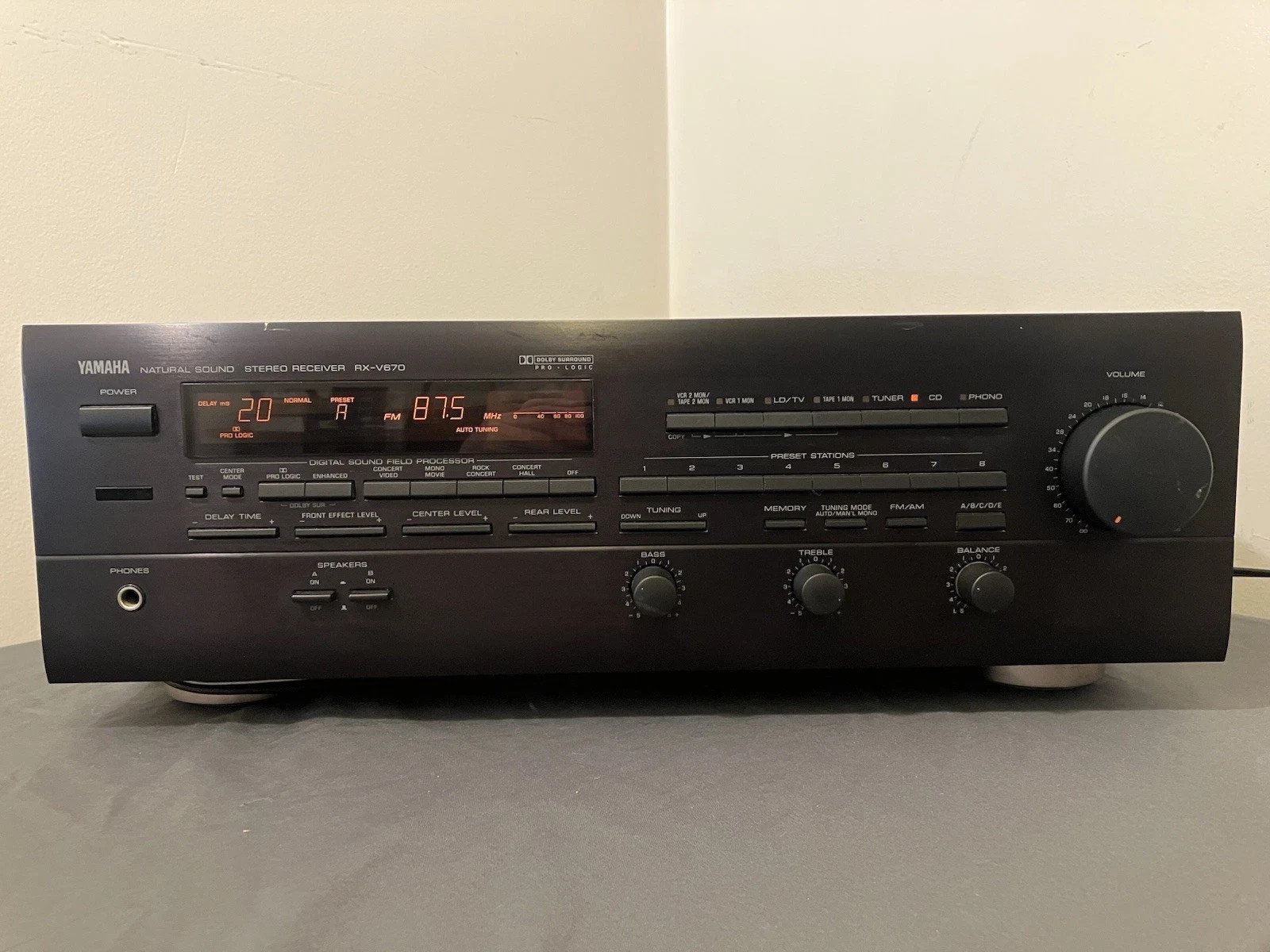 Yamaha RX-V670 Natural Sound 5.1 Stereo Receiver 240W Dolby Pro Logic
