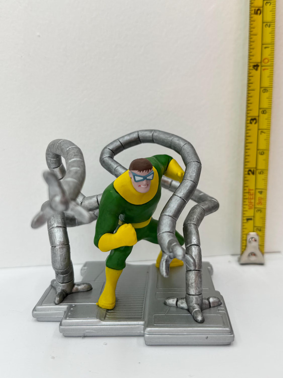 Spiderman Aquarium Figures