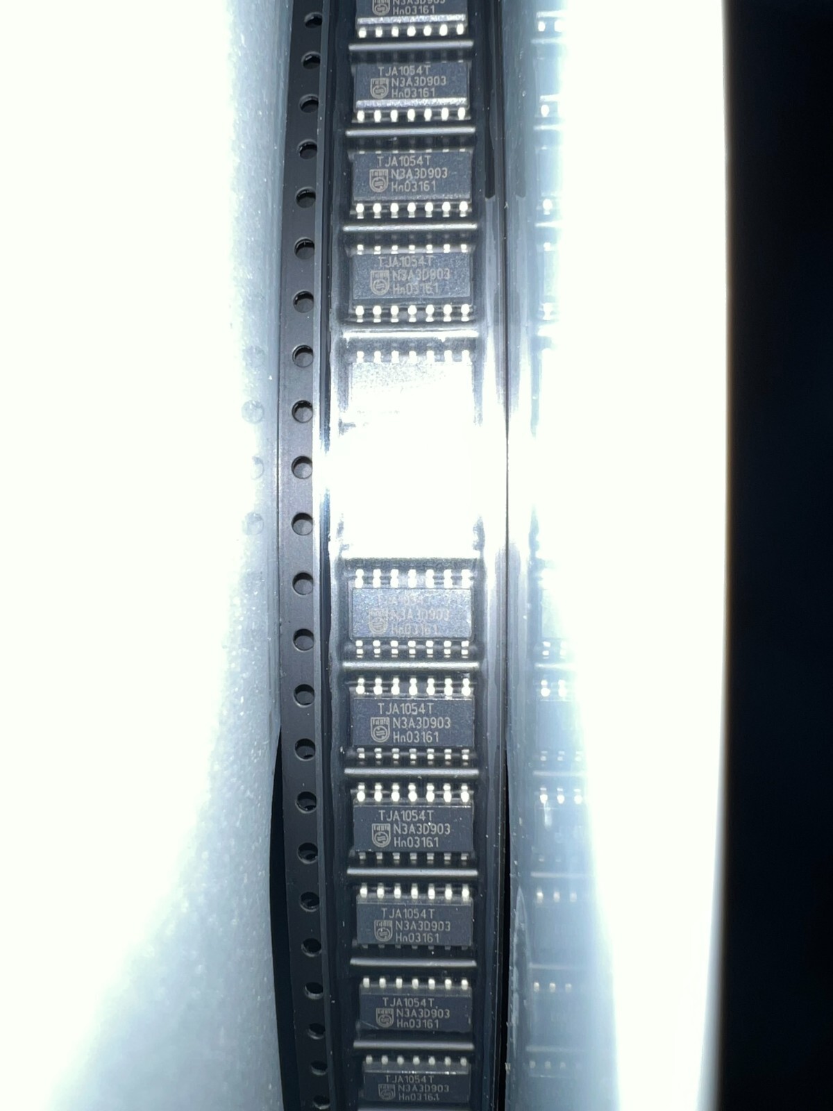 TJA1054T