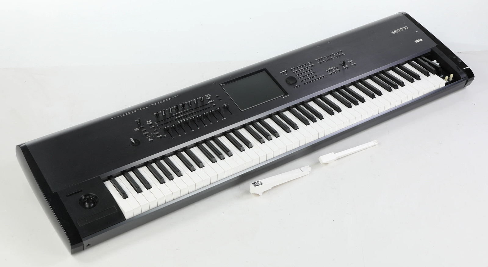 Korg Kronos X 88-Key Music Keyboard Workstation Damaged