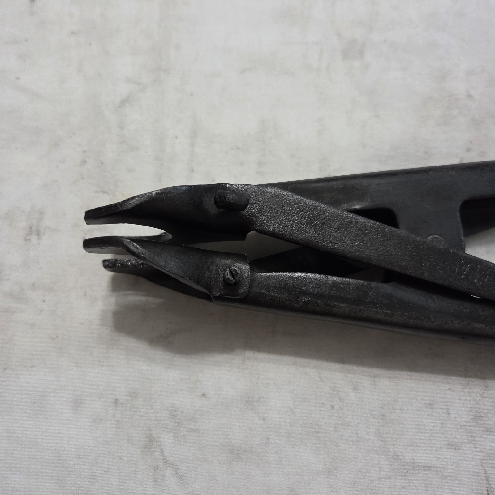 Vtg K-D Universal Tools K-D Mfg. Co. Adjustable Jaw Valve Spring Compressor -USA