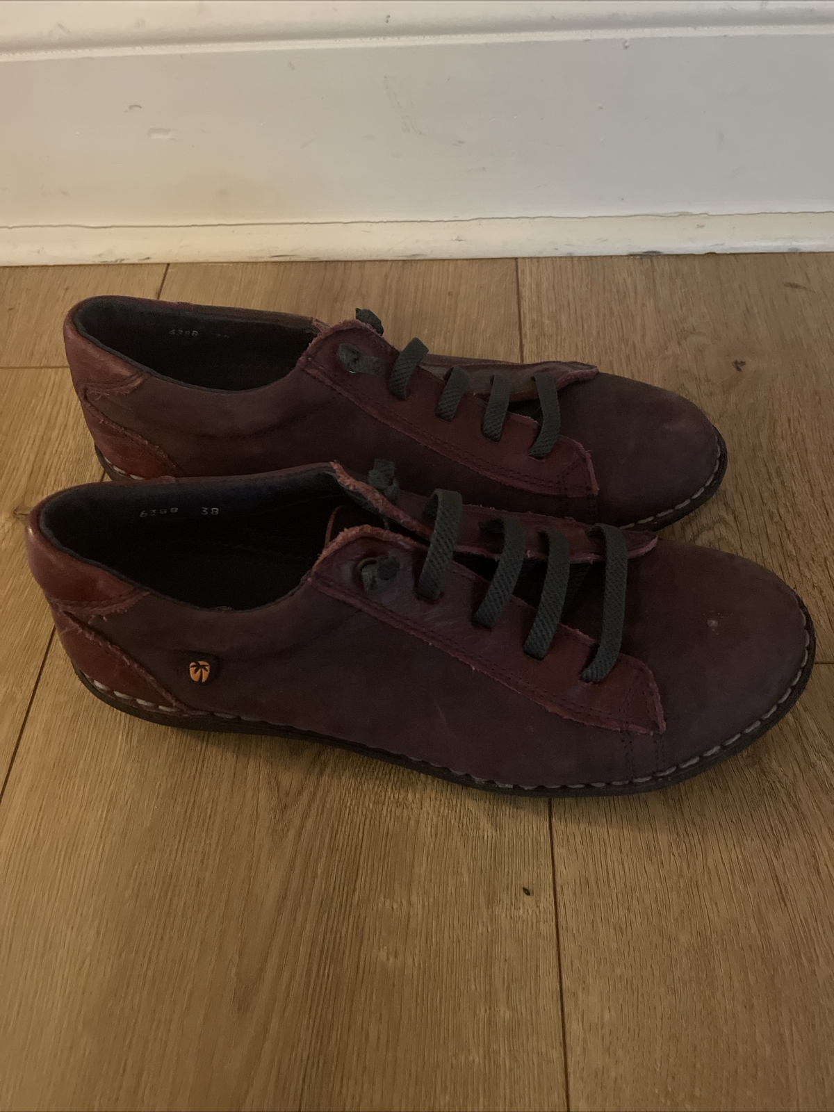 Jungle Made In Spain Maroon Size 38 6388 Shoes 7.5