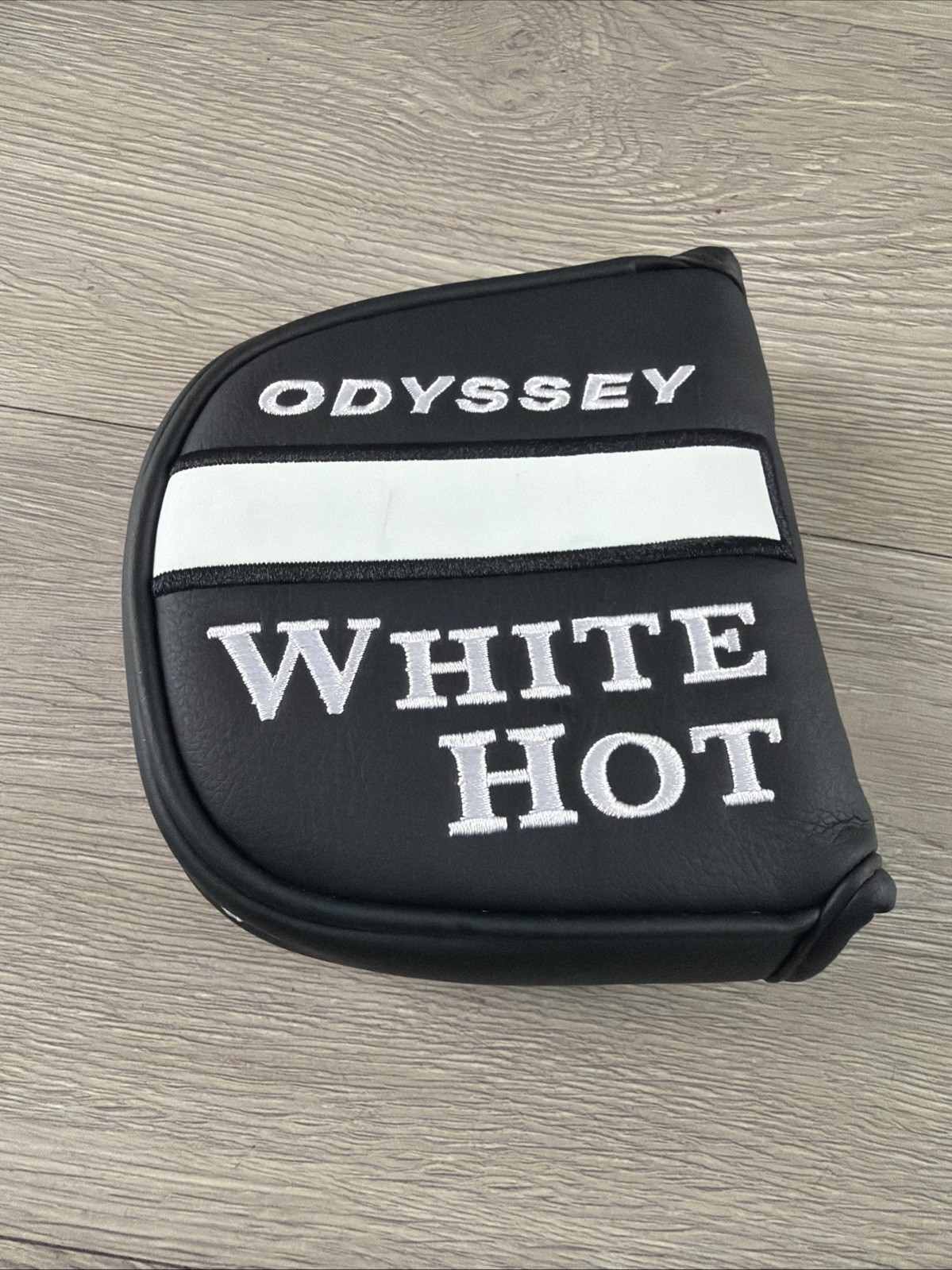 Odyssey White Hot Versa Center Shafted CS XXL Mallet Putter Headcover