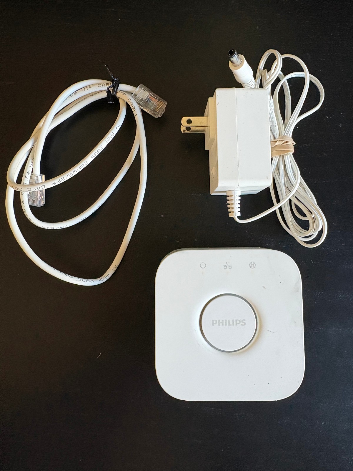 Philips Hue Bridge 2nd Gen 2.1 458471/3241312018A - w/ Power & Ethernet